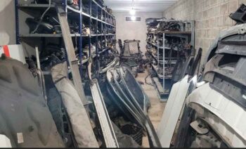 Secuestran cientos de autopartes y detuvo a cuatro ladrones