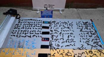 Detienen en Barracas a tres narcos con más de 500 dosis de cocaína