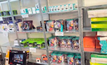 Desbaratan una red que vendía mercadería de contrabando