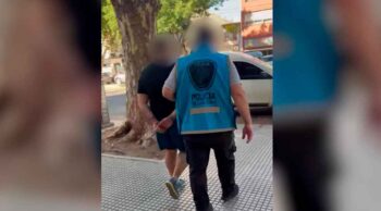 Un hombre hirió con un arma blanca a una persona a la salida del subte