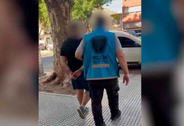 Un hombre hirió con un arma blanca a una persona a la salida del subte