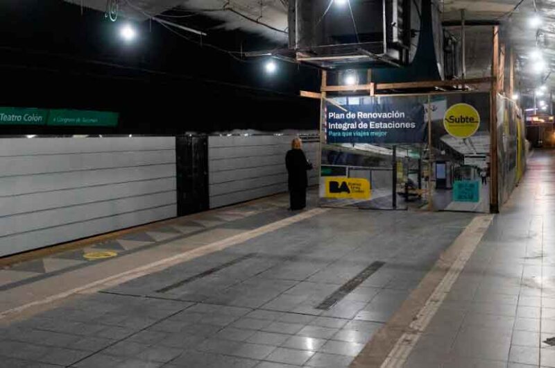 La estación Tribunales cierra por obras de renovación integral