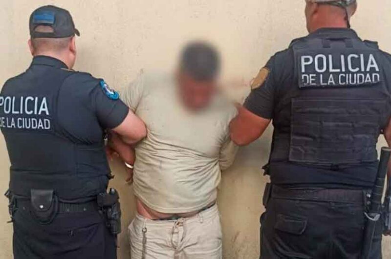 La Policía de la Ciudad salvó a una mujer apuñalada por su expareja