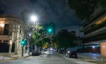 Luces LED en las veredas para reforzar la seguridad peatonal
