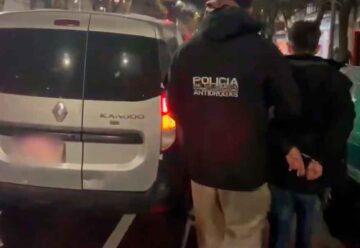 Desbaratan en Villa Crespo una cocina de drogas sintéticas montada por un dealer venezolano